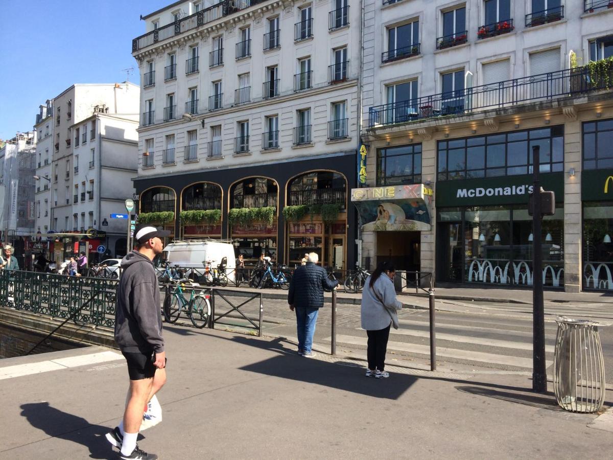 Studio Pigalle De 25 M2 - 2 Lits Simples Type Gigogne Pour 2 Personnes - Coeur Touristique De Paris - 2 Minutes De La Station Metro Pigalle ,Petit Train Vers La Butte Montmartre-Cabarets Moulin Rouge,Chez Michou-Restaurants Bouillon Pigalle,Berliner Dış mekan fotoğraf