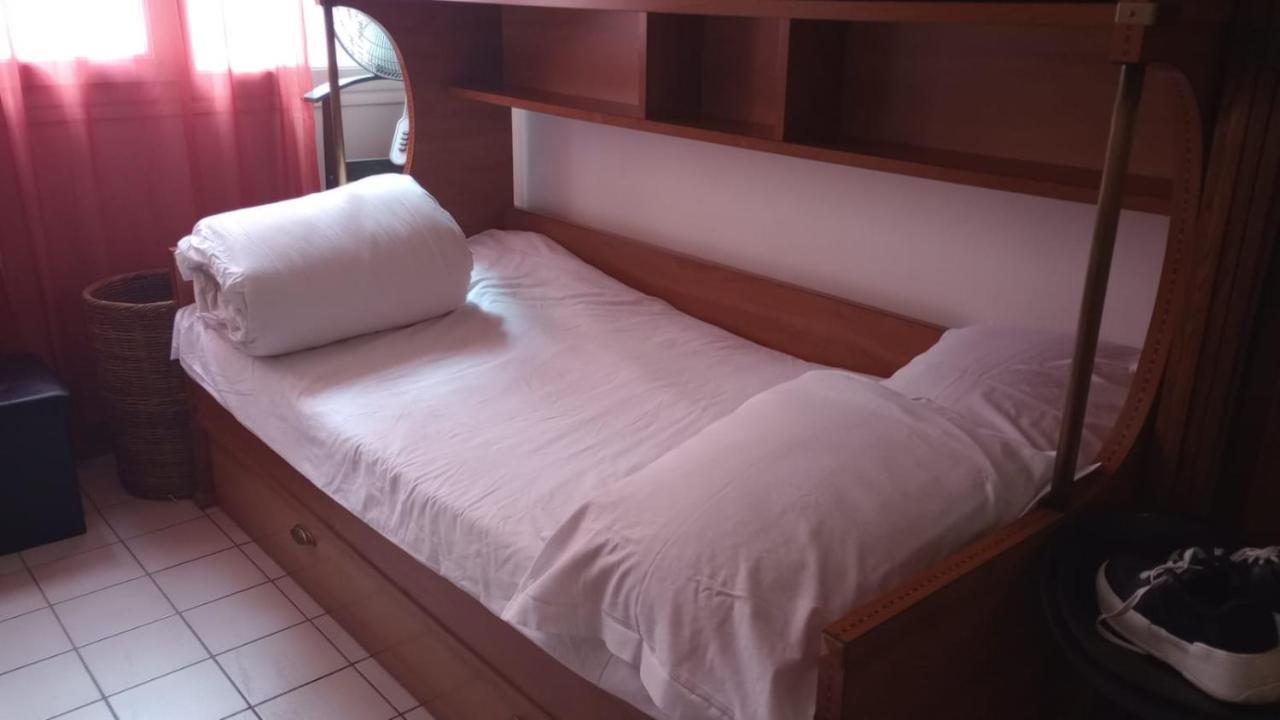 Studio Pigalle De 25 M2 - 2 Lits Simples Type Gigogne Pour 2 Personnes - Coeur Touristique De Paris - 2 Minutes De La Station Metro Pigalle ,Petit Train Vers La Butte Montmartre-Cabarets Moulin Rouge,Chez Michou-Restaurants Bouillon Pigalle,Berliner Dış mekan fotoğraf