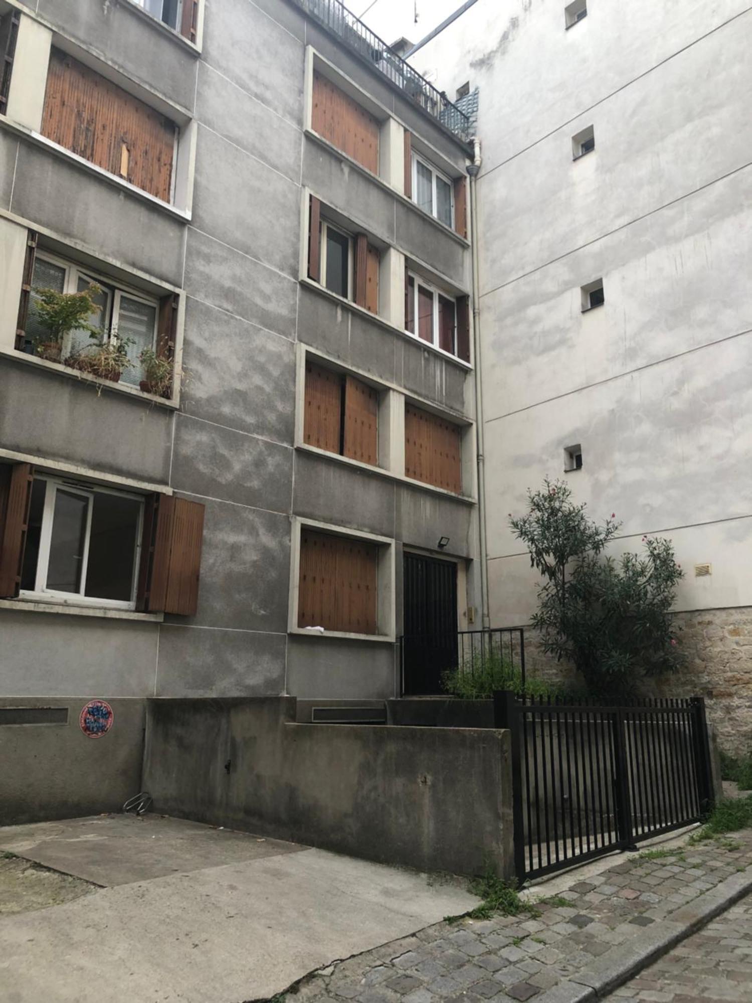 Studio Pigalle De 25 M2 - 2 Lits Simples Type Gigogne Pour 2 Personnes - Coeur Touristique De Paris - 2 Minutes De La Station Metro Pigalle ,Petit Train Vers La Butte Montmartre-Cabarets Moulin Rouge,Chez Michou-Restaurants Bouillon Pigalle,Berliner Dış mekan fotoğraf