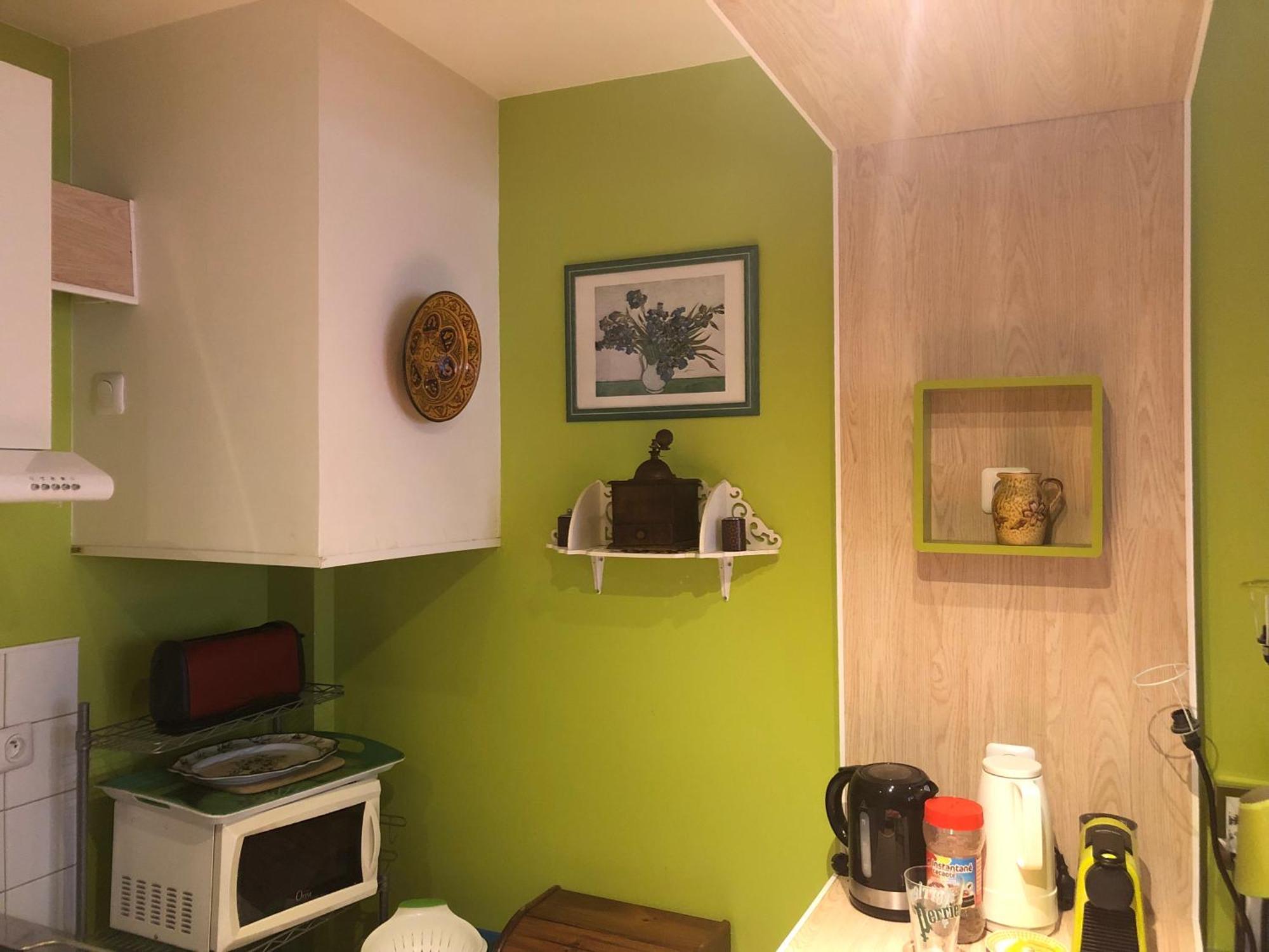 Studio Pigalle De 25 M2 - 2 Lits Simples Type Gigogne Pour 2 Personnes - Coeur Touristique De Paris - 2 Minutes De La Station Metro Pigalle ,Petit Train Vers La Butte Montmartre-Cabarets Moulin Rouge,Chez Michou-Restaurants Bouillon Pigalle,Berliner Dış mekan fotoğraf