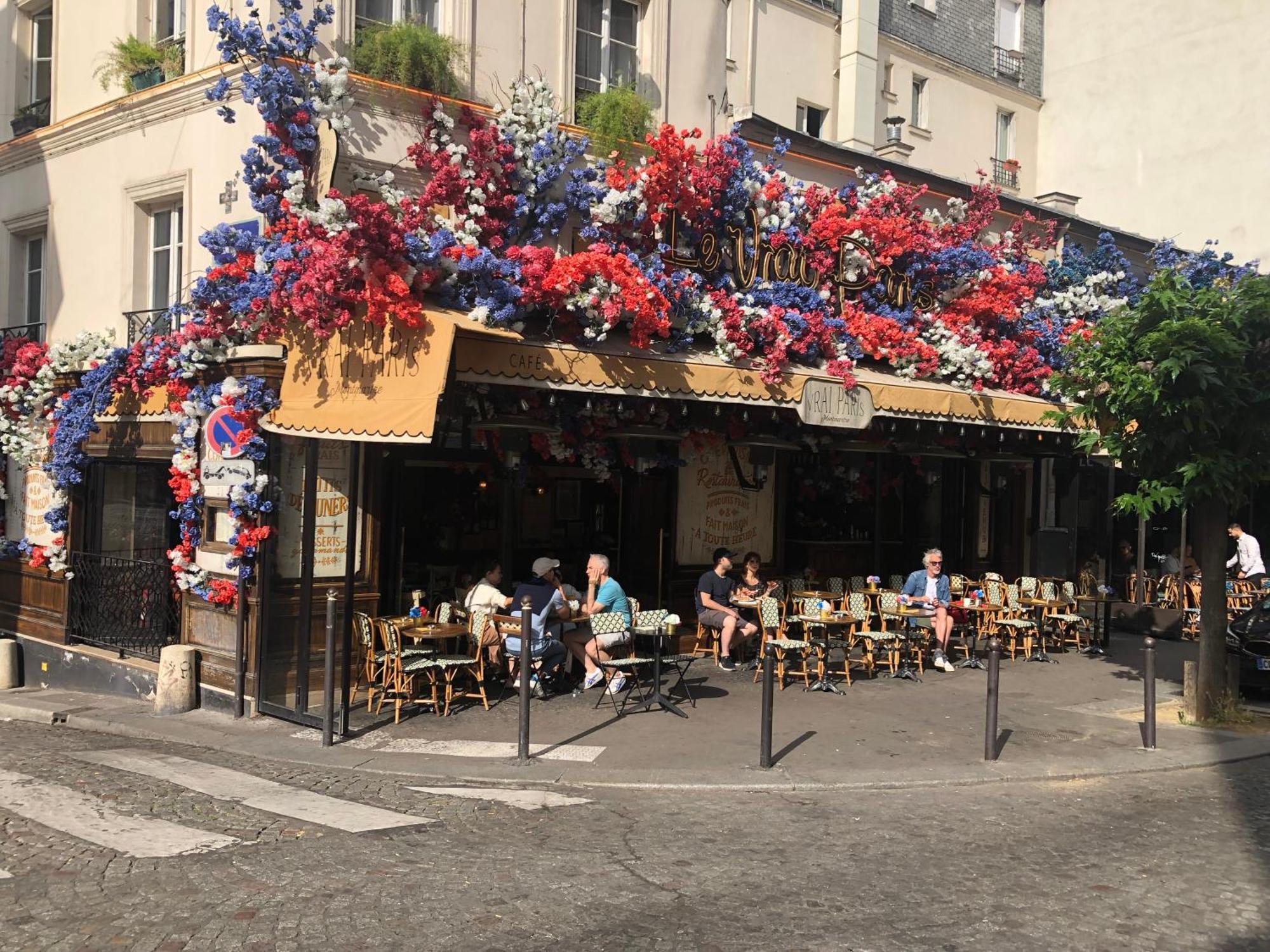 Studio Pigalle De 25 M2 - 2 Lits Simples Type Gigogne Pour 2 Personnes - Coeur Touristique De Paris - 2 Minutes De La Station Metro Pigalle ,Petit Train Vers La Butte Montmartre-Cabarets Moulin Rouge,Chez Michou-Restaurants Bouillon Pigalle,Berliner Dış mekan fotoğraf